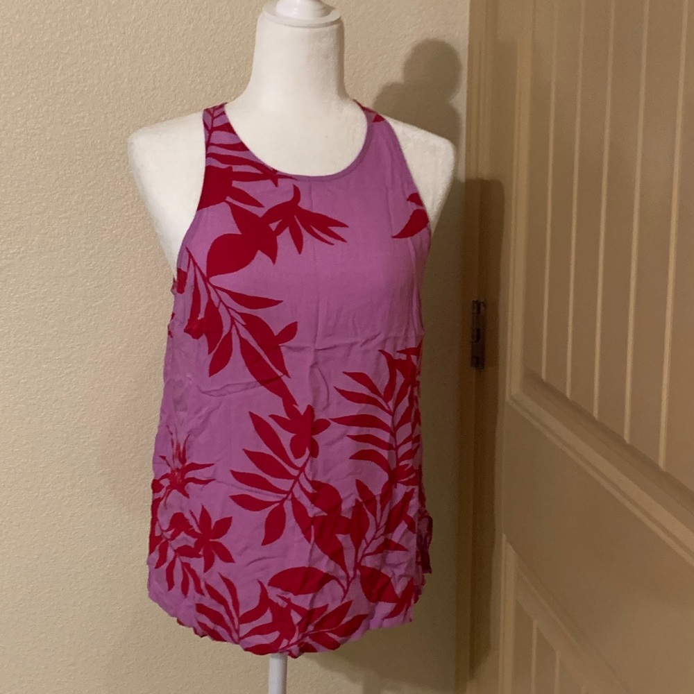 Old Navy sleeveless top